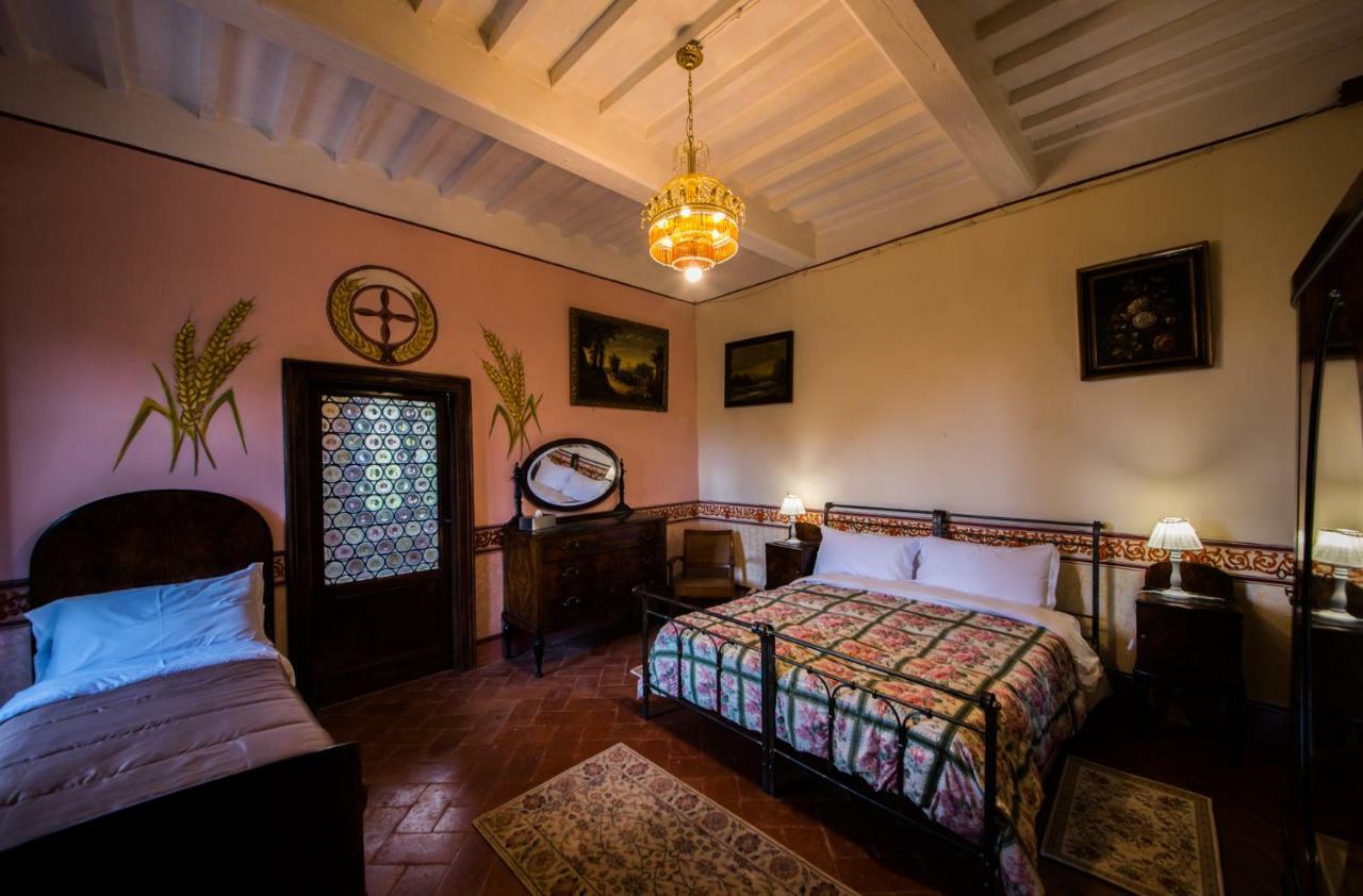 Castello Di Valenzano Villa Arezzo Luaran gambar