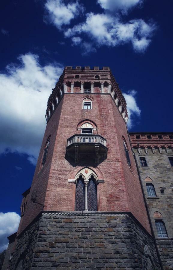 Castello Di Valenzano Villa Arezzo Luaran gambar